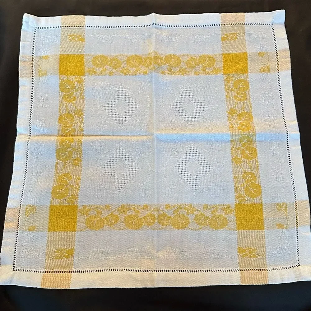 Set of 4 Vintage Yellow and White Damask Checkered Table Napkins